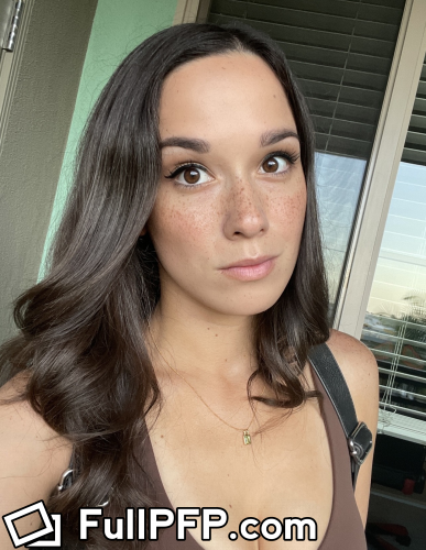 Alana Araya 💕 (alanaaraya) FanCentro Profile Picture