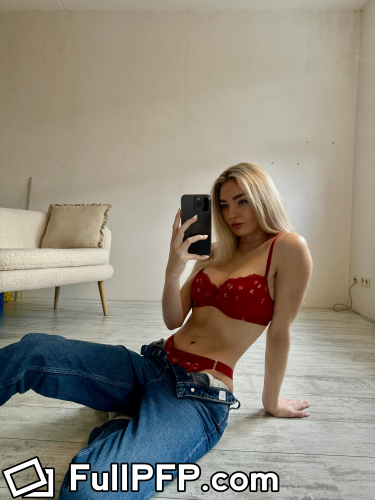 Dewylangenberg (dewylangenberg) FanCentro Profile Picture