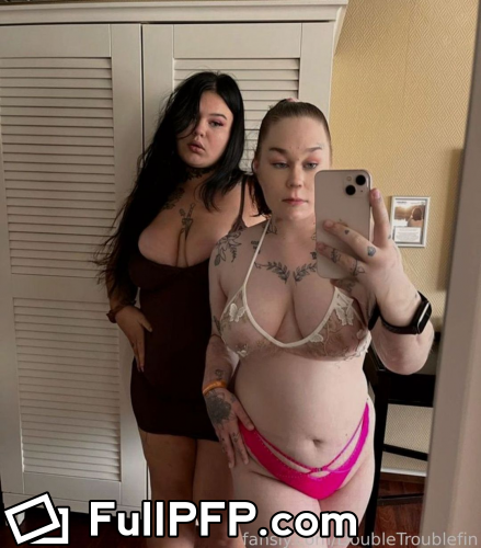 Mia & sonia 🤍 @DoubleTroublefin full-size profile picture OnlyFans