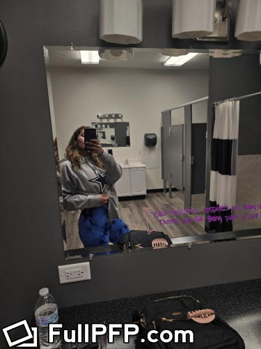 Fern @fernmtzp OnlyFans Full Size header Picture (HD)