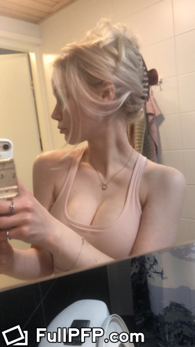 Kia @kiatuusvuori OnlyFans Full Size header Picture (HD)
