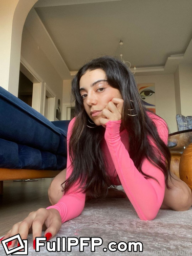 Leyla Asmin @kugugolubeybisi full-size profile picture FanCentro