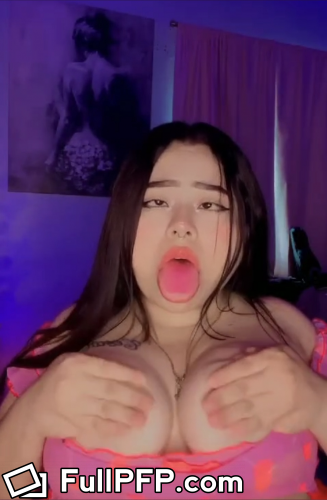 lisbeth urreiz @lizbeth_urreiz OnlyFans Full Size header Picture (HD)