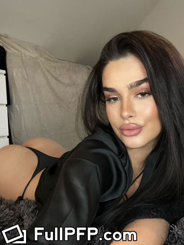 Mila @milacatalena FanCentro Full Size header Picture (HD)