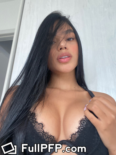 Nicky @nickyao222 full-size profile picture FanCentro