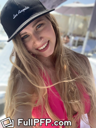 Stella Cardo (stellalove) FanCentro Profile Picture