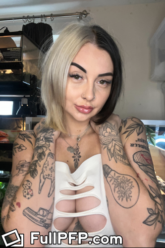 Tori Love @tori_lovee full-size profile picture OnlyFans